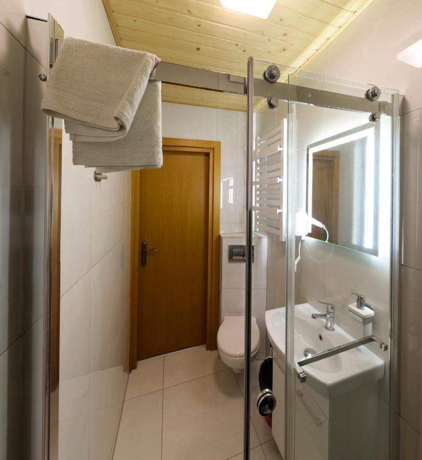 Дом для отпуска Nikos House Сромовце-Выжне Экстерьер фото