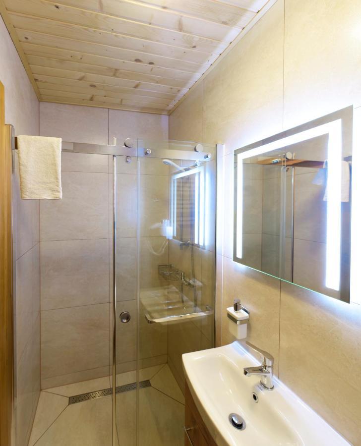 Дом для отпуска Nikos House Сромовце-Выжне Экстерьер фото