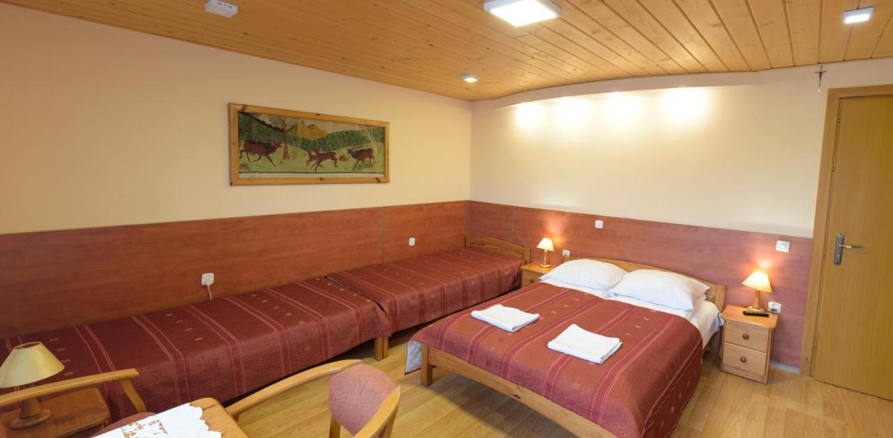 Дом для отпуска Nikos House Сромовце-Выжне Экстерьер фото